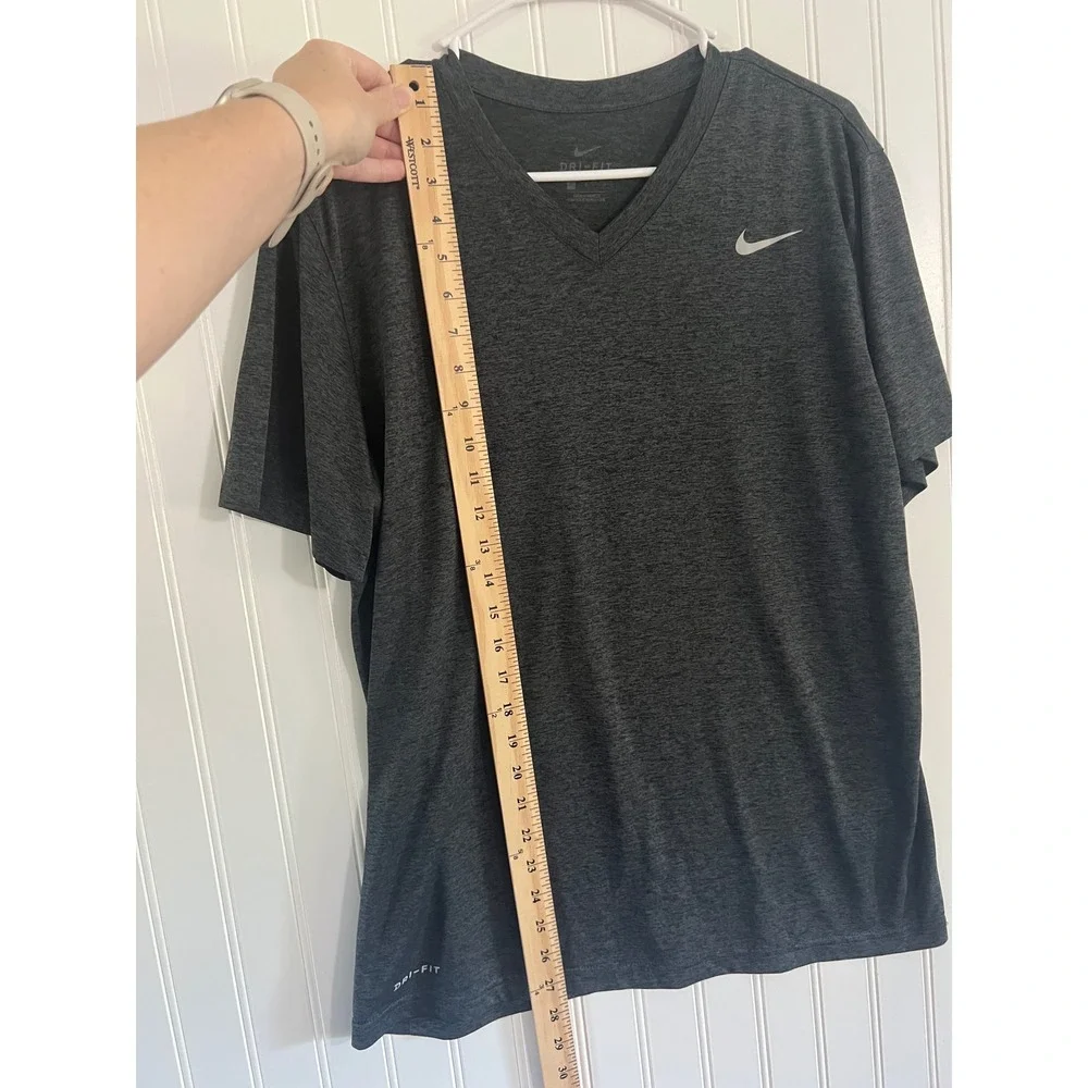 Nike Dri-FIT Heathered Dark Gray V-Neck Athletic T-Shirt‎ Women's Size L